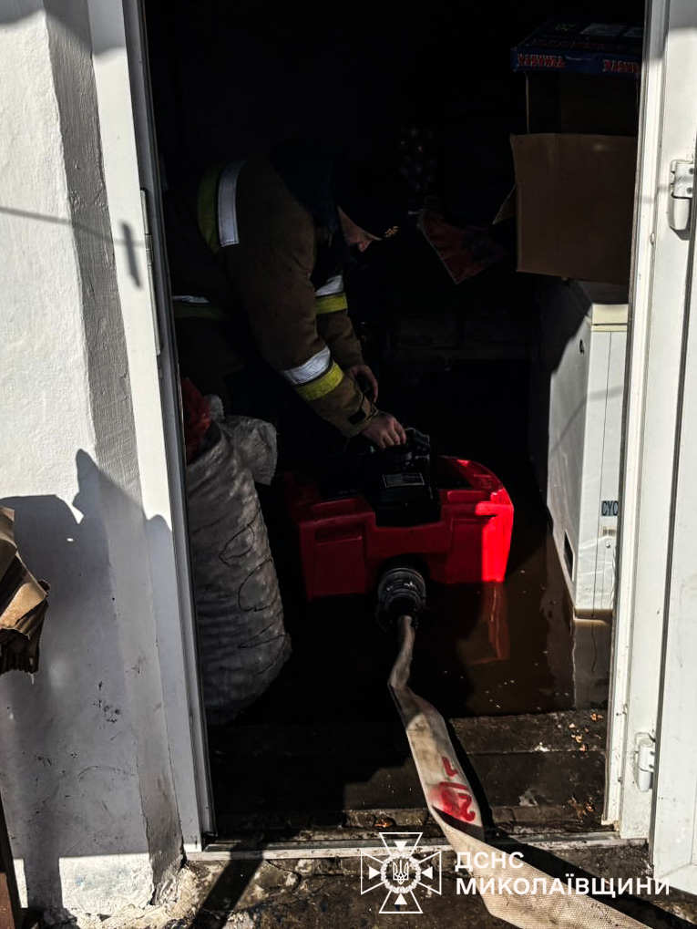 На зображенні може бути: текст